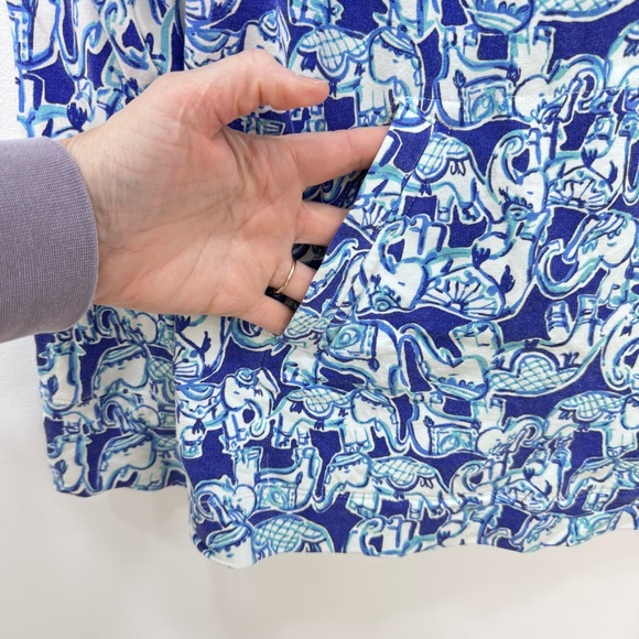 Lilly Pulitzer UPF 50+ Skipper Printed Popover Get Trunky Elephsnt blue white Lg - Picture 4 of 6